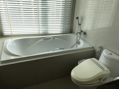 ** Hot Deal! ** For rent at 39 by Sansiri 1 Bedroom 1 Bathroom 45,000THB/month Fully furnished PROP000533