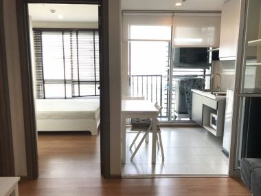 ** Hot Deal! ** For rent at The Base Sukhumvit 77 1 Bedroom 1 Bathroom 10,000THB/month Fully furnished PROP000584