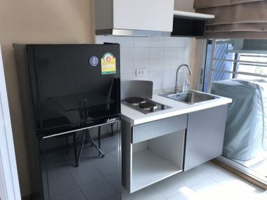 For sale at The Base Sukhumvit 77 1 Bedroom 1 Bathroom 2,833,000THB Transfer50/50 Fully furnished PROP000586