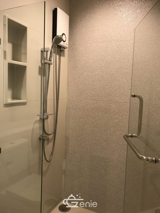 For rent at Life Sukhumvit 62 1 Bedroom 1 Bathroom 13,000THB/month Fully furnished PROP000594