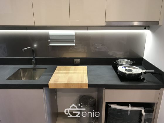 For rent at OKA HAUS Sukhumvit 36 2 Bedroom 2 Bathroom 32,000THB/month Fully furnished PROP000595