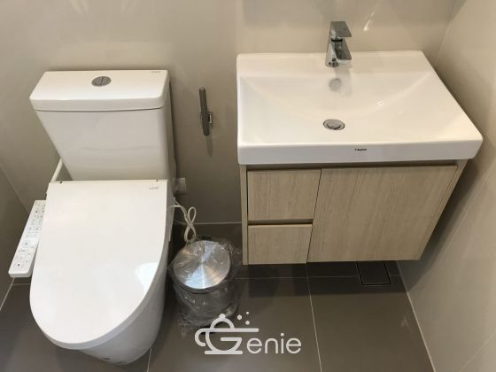 For rent at OKA HAUS Sukhumvit 36 2 Bedroom 2 Bathroom 32,000THB/month Fully furnished PROP000595
