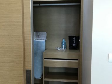 ให้เช่า! Bright Sukhumvit 24 ในราคาเพียง 75,000 บาท/เดือน 2 ห้องนอน 96ตรม. ชั้นสูง++ วิวสวย ใกล้ BTS พร้อมพงษ์ เฟอร์นิเจอร์ครบพร้อมเข้าอยู่ (P-00698)