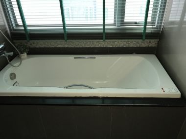 The Crest สุขุมวิท 34 ให้เช่า 1 ห้องนอน หัวมุม 54 ตรม.