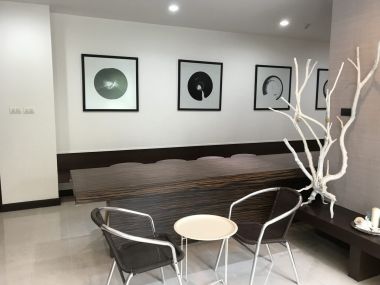 New Renovated For rent at Avenue Sukhumvit 61 2 Bedroom 2 Bathroom 55,000THB/month Fully furnished (can negotiate) PROP000620