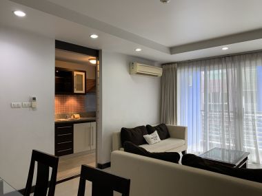 For rent at Avenue Sukhumvit 61 2 Bedroom 2 Bathroom 40,000THB/month Fully furnished (can negotiate)