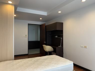 For rent at Avenue Sukhumvit 61 2 Bedroom 2 Bathroom 40,000THB/month Fully furnished (can negotiate)
