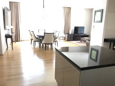 For Rent! at 39 by Sansiri 3 Bedroom 3 Bathroom 90,000THB/Month (Can Negotiate) Fully furnished(K-0292)