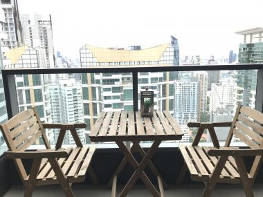 For rent at The Lumpini 24 2 Bedroom 2 Bathroom 60,000THB/month Fully furnished PROP000661