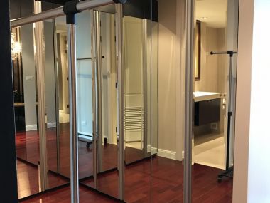 ให้เช่าคอนโดตกแต่งหรู 3 ห้องนอน 1 ห้องทำงาน ชั้นสูง แอทธินี เรสซิเดนซ์ ราคาพิเศษ