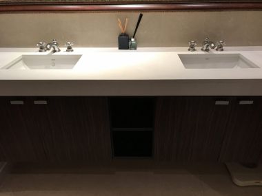 ให้เช่าคอนโดตกแต่งหรู 3 ห้องนอน 1 ห้องทำงาน ชั้นสูง แอทธินี เรสซิเดนซ์ ราคาพิเศษ