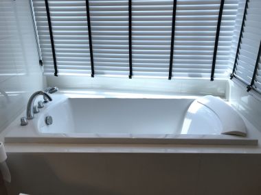 ปล่อยเช่า! Bright Sukhumvit 24 ในราคาเพียง 75,000บาท/เดือน 2 ห้องนอน 2 ห้องน้ำ 96ตรม. ห้องใหญ่อยู่สบาย ใกล้ BTS พร้อมพงษ์ เฟอร์นิเจอร์ครบพร้อมเข้าอยู่