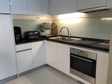 ปล่อยเช่า! Bright Sukhumvit 24 ในราคาเพียง 75,000บาท/เดือน 2 ห้องนอน 2 ห้องน้ำ 96ตรม. ห้องใหญ่อยู่สบาย ใกล้ BTS พร้อมพงษ์ เฟอร์นิเจอร์ครบพร้อมเข้าอยู่