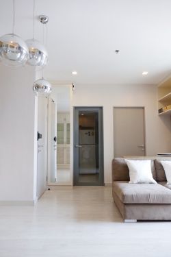 Cheap condo for sale/rent,  bangkok Sukhumvit Attach bts Onnut corner 2 Bed 1 Bath