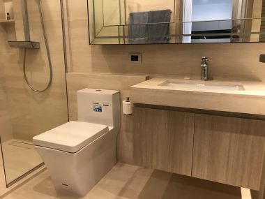 ให้เช่า! The XXXIX by Sansiri ในราคาเพียง 50,000บาท/เดือน 1 ห้องนอน 1 ห้องน้ำ 58ตรม. ห้องใหญ่อยู่สบาย ใกล้ BTS พร้อมพงษ์ เฟอร์นิเจอร์ครบพร้อมเข้าอยู่ (P-00732)