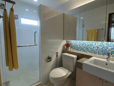 Sell / rent Condo Residence 52, area 60 sq.m., type 2 bedrooms, 2 bathrooms, near BTS On Nut.