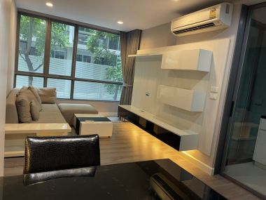 ขายขาดทุน ขาย The Room Sukhumvit 40 1 ห้องนอน ราคาถูก ใกล้ BTS เอกมัย ขนาด 43 ตร.ม. ชั้น 2 1ห้องนอน 1 ห้องนั่งเล่น ห้องครัวแยก ห้องไม่เคยปล่อยเช่า