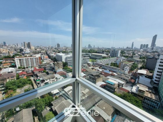 For rent Centric Sathon-St.Louis Fully Furnished Soi Sathorn 11 1bedroom Centric Sathorn-St.Louis, corner room, unblocked view