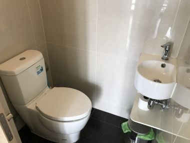 Park 24 1 bed plus 39 sqm extra bed room ready to move in now