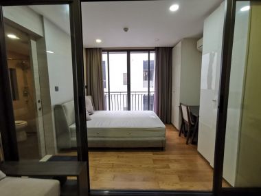 Condo for rent, Klass Langsuan, Soi Langsuan, near BTS Chidlom, Central Chidlom. Mater Dei College Fully Furnished Good price!