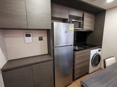 Condo for rent, Klass Langsuan, Soi Langsuan, near BTS Chidlom, Central Chidlom. Mater Dei College Fully Furnished Good price!