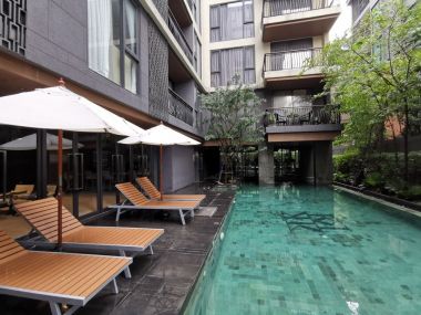Condo for rent, Klass Langsuan, Soi Langsuan, near BTS Chidlom, Central Chidlom. Mater Dei College Fully Furnished Good price!