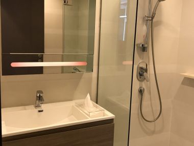 Keyne By Sansiri ให้เช่า! ในราคาเพียง 60,000บาท/เดือน 2 ห้องนอน 2 ห้องน้ำ 75ตรม. ชั้นสูง++ วิวสวย ใกล้ BTS ทองหล่อ เฟอร์นิเจอร์ครบพร้อมเข้าอยู่ (P-00723)