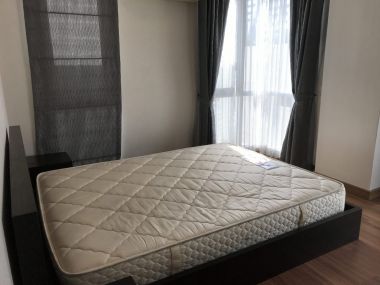 For rent at The Surawong 1 Bedroom 1 Bathroom 20,000THB/month Fully furnished