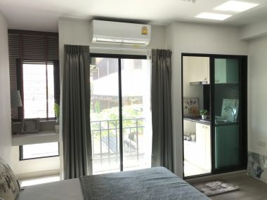 !!!Wholesale Condo @ University of the Thai Chamber of Commerce, 1 bedroom, 1 bathroom, size 21.5-28 sq m, price 2.29-3.1 million baht #Special promotion, book inside This September, free electrical appliances, air conditioner, refrigerator, electric stove, water heater, furniture, 5-foot bed, mattress, sofa, wardrobe, dressing table Don't wait, only a few units left.