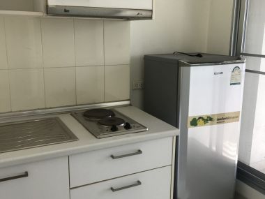 For rent at Life Ratchada 1 Bedroom 1 Bathroom 13,000THB/month Fully furnished