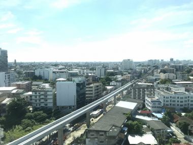 For rent at Life Ratchada 1 Bedroom 1 Bathroom 13,000THB/month Fully furnished