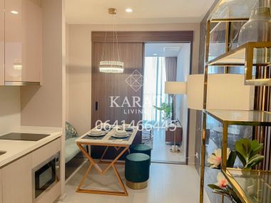 Noble ploenchit for rent 1 Bed 1 bath 45 sq.m Beautiful decor the best of project 36,000 THB fully furnished Fl. 11 Building C with Skywalk connection to BTS Phloen Chit. K.Bee 064146-6445 (R5654)