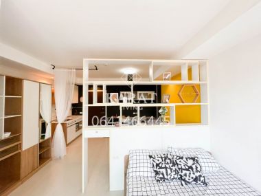 For sale The log 3 Hot price 1.25 MB (transfer fee 50/50) 28 sqm room Fl.8  City view no block view K.Bee 064-146-6445 (R5690)