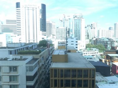 For rent at Athenee Residence 2 Bedroom 2 Bathroom 85,000THB/month Fully furnished