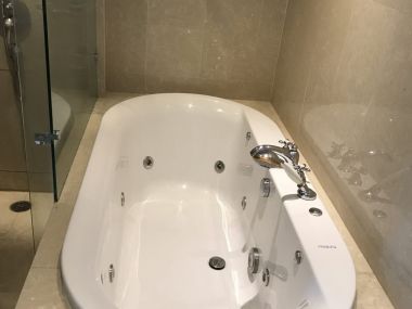 For rent at Athenee Residence 2 Bedroom 2 Bathroom 70,000THB/month Fully furnished PROP000819