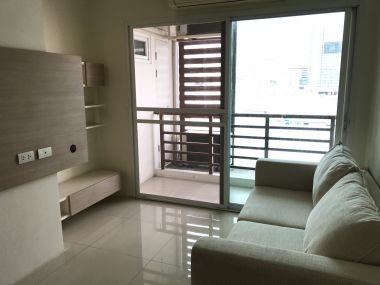 Condo New Room For Sale, at Supreme Condo Ratchawithi 3, Victory Monument near Suan Santi Public Park
