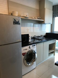 For rent at Rhythm Sathorn - Narathiwas 1 Bedroom 1 Bathroom 23,000THB/month Fully furnished