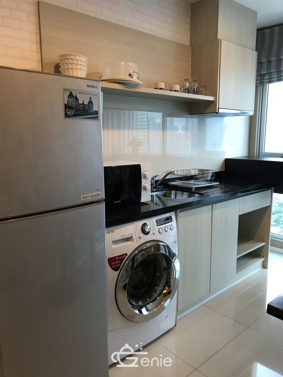 For rent at Rhythm Sathorn - Narathiwas 1 Bedroom 1 Bathroom 23,000THB/month Fully furnished