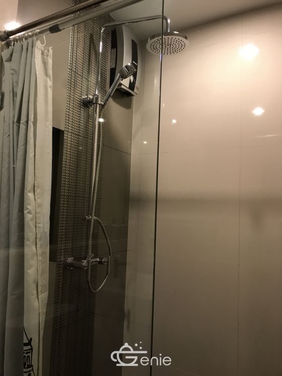 For rent at Rhythm Sathorn - Narathiwas 1 Bedroom 1 Bathroom 23,000THB/month Fully furnished