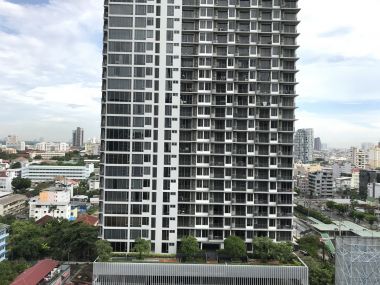ปล่อยเช่า! Rhythm Sathorn - Narathiwas เพียง 22,000บาท/เดือน 1 ห้องนอน 1 ห้องน้ำ 35ตรม. ใกล้ BTS ช่องนนทรี เฟอร์นิเจอร์ครบพร้อมเข้าอยู่