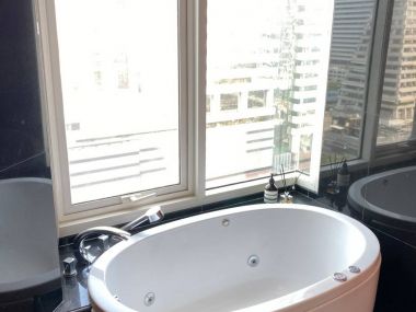 ดิ อินฟินิตี้