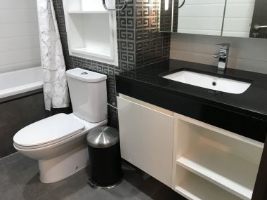 ให้เช่า! Aashiana Sukhumvit 26 1 ห้องนอน 65 ตรม. เพียง 30,000 บาท/เดือน เฟอร์นิเจอร์ครบพร้อมเข้าอยู่ (PROP000090)