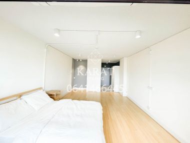 ให้เช่า คอนโด ศรีวรา แมนชั่น 2 ห้องสวยมาก  รีโนเวทใหม่หมด 1 ห้องนอน 1 ห้องน้ำ 40 ตร.ม 9,000 (รวมค่าส่วนกลางแล้ว) ชั้น 18 วิวสระ วิวเมือง คุณบี 064-146-6445 (R5682)