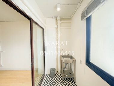 ให้เช่า คอนโด ศรีวรา แมนชั่น 2 ห้องสวยมาก  รีโนเวทใหม่หมด 1 ห้องนอน 1 ห้องน้ำ 40 ตร.ม 9,000 (รวมค่าส่วนกลางแล้ว) ชั้น 18 วิวสระ วิวเมือง คุณบี 064-146-6445 (R5682)