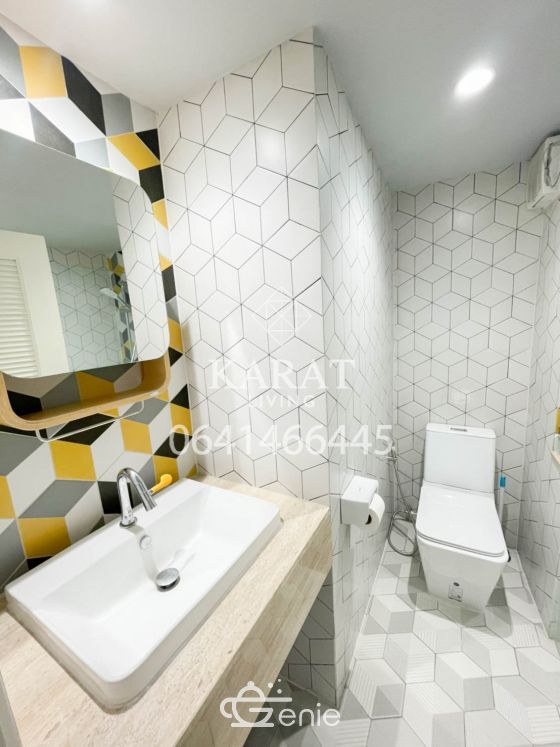 Srivara Mansion 2 for rent 1 bed 1 bath.40 sq.m 9,000 THB (include common fee) FL.18 pool view city view K.Bee 064146-6445 (R5682)
