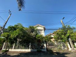 ขาย/เช่า บ้านเดี่ยว บ้านมัณฑนาศรีนครินทร์ ซอยศรีด่าน 62 ตรว 3 ห้องนอน 3 ห้องน้ำ ขาย 5.5 ลบ โอนคนละครึ่ง เช่า 35,000 ติดต่อบี 0641466445 (R5689)