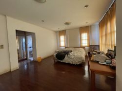 ขาย/เช่า บ้านเดี่ยว บ้านมัณฑนาศรีนครินทร์ ซอยศรีด่าน 62 ตรว 3 ห้องนอน 3 ห้องน้ำ ขาย 5.5 ลบ โอนคนละครึ่ง เช่า 35,000 ติดต่อบี 0641466445 (R5689)