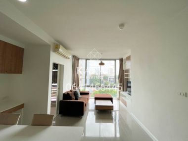 The iris rama 9 srinakarin for sale 3 MB (transfer fee.50/50) 46.7 sqm Fl.6 pet friendly condo K.Bee 064-146-6445 (R5694)