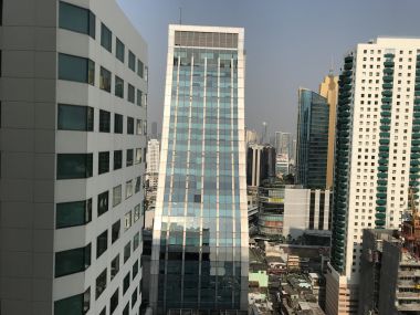 ให้เช่า Edge Sukhumvit 23 1 ห้องนอน 31 ตรม ใกล้ BTS สุขุมวิท เพียง 20,000 บาท/เดือน (ต่อรองราคาได้) เฟอร์นิเจอร์ครบพร้อมเข้าอยู่ (PROP000097)