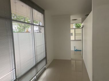 คอนโด เดอะ นิช รัชดาห้วยขวาง